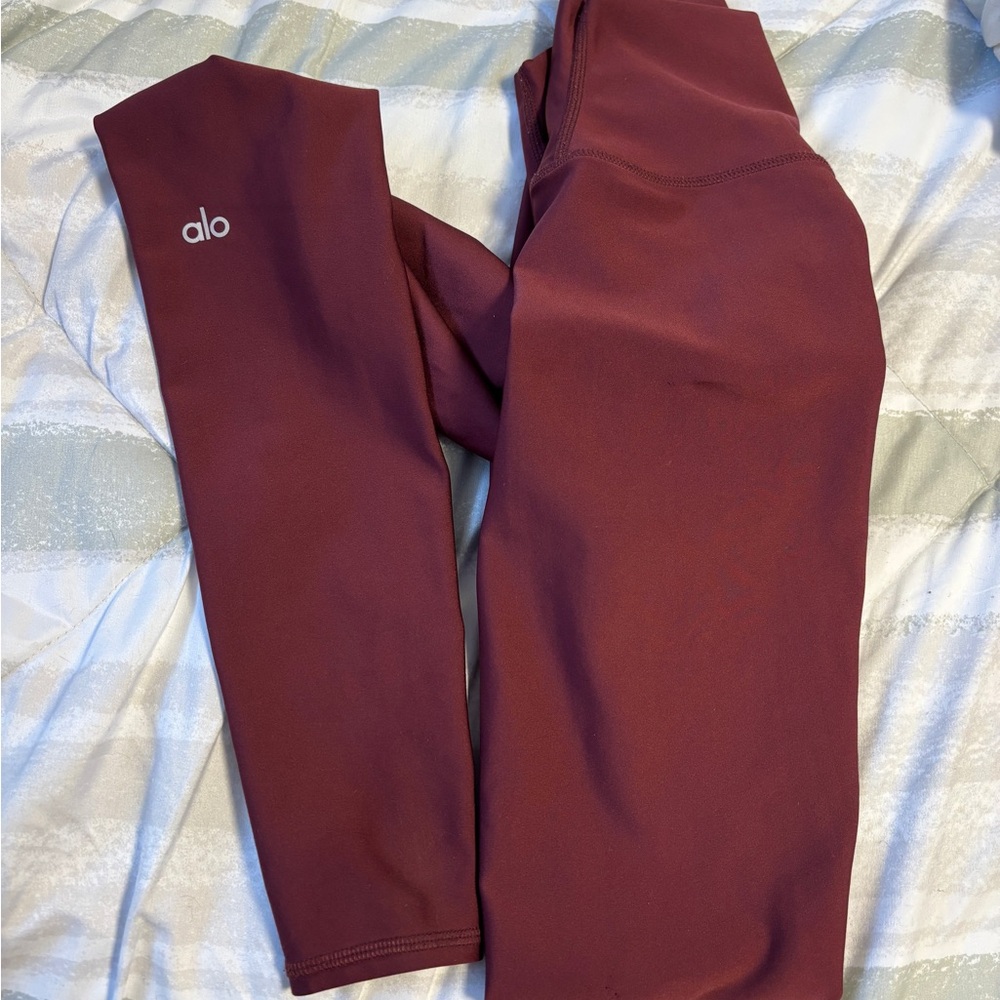 ALO Yoga Women's Burgundy Leggings